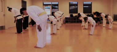 5 quy luật tập cơ bản khi học võ Karate mà ai cũng cần biết