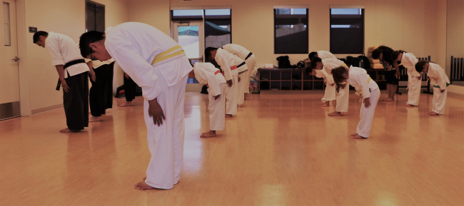 5 quy luật tập cơ bản khi học võ karate mà ai cũng cần biết